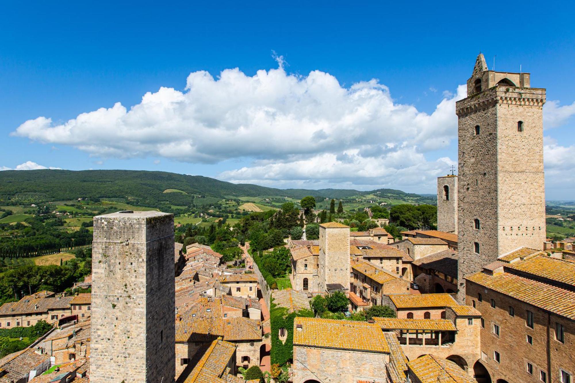 The Artists' Tower - Amazing View From The Tower Lägenhet San Gimignano Exteriör bild