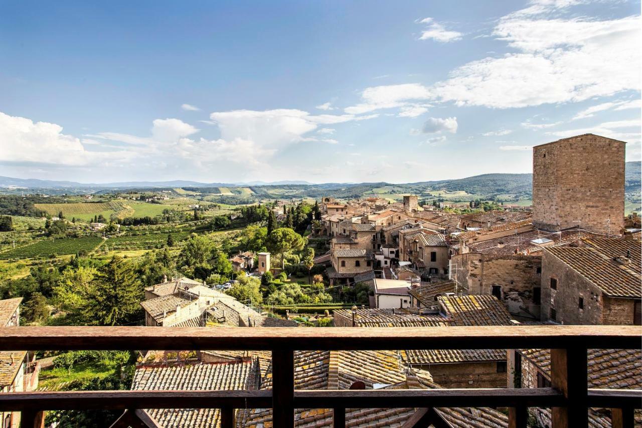 The Artists' Tower - Amazing View From The Tower Lägenhet San Gimignano Exteriör bild